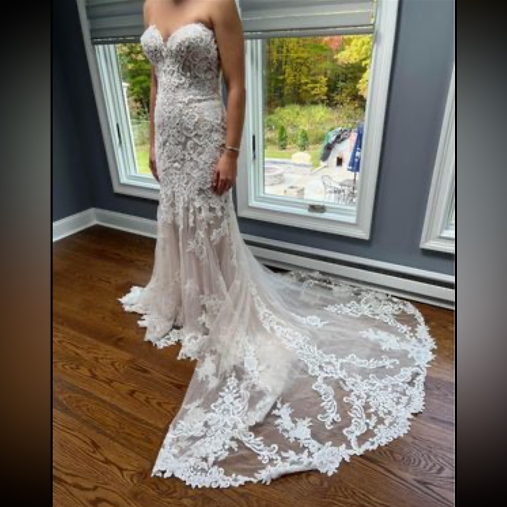 Brand New Allure Wedding Gown